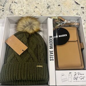 Steve Madden Green Knit Beanie and Tan Wallet Set